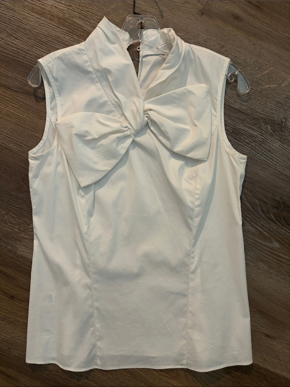 Lafayette 148 New York Sleeveless White Bow Neck Blouse Size 4